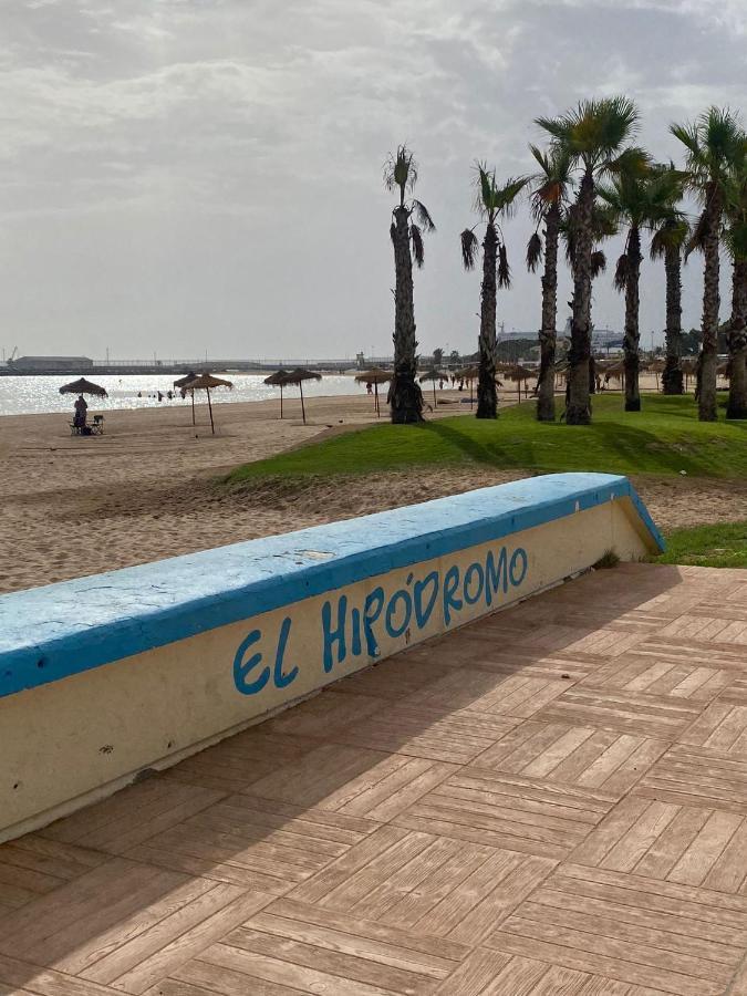 Precioso Apartamento A 50 Metros De La Playa Melilla Luaran gambar