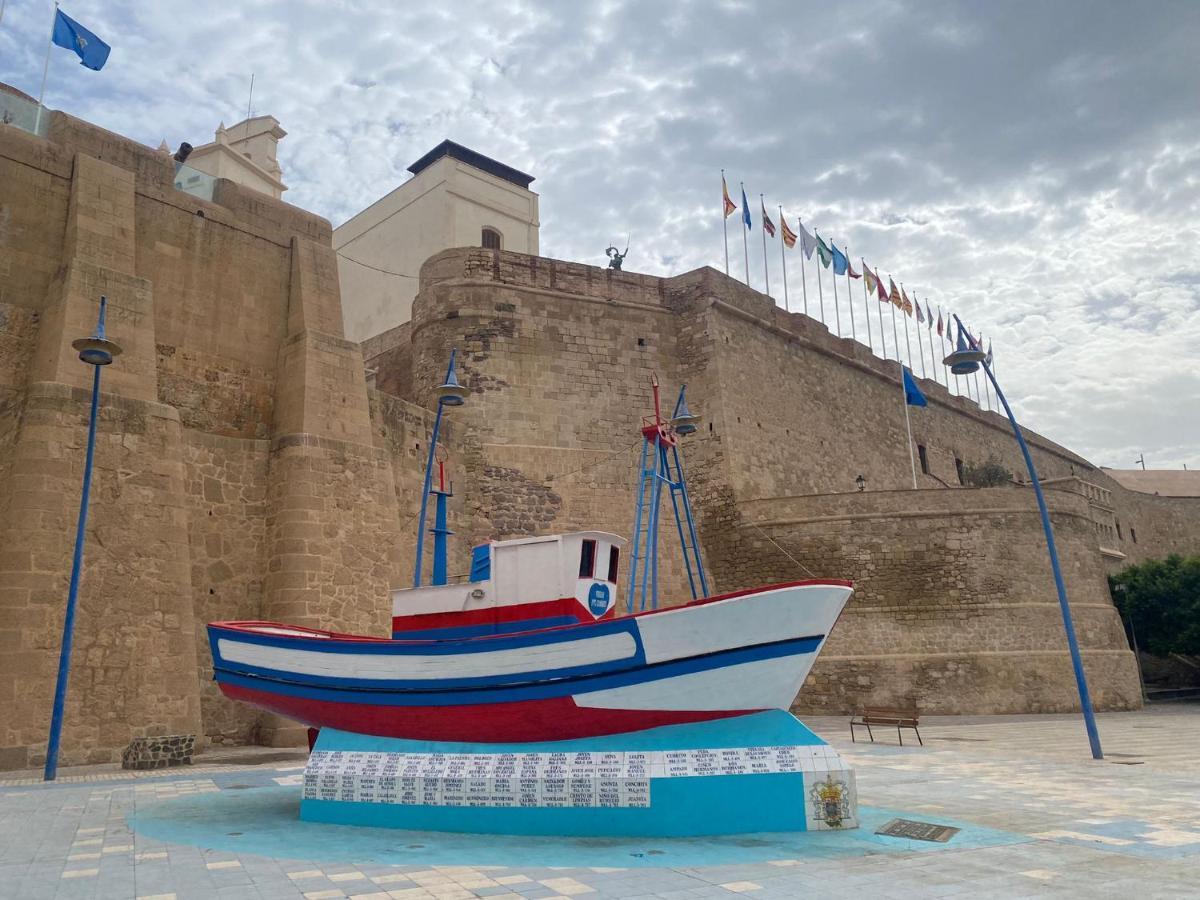 Precioso Apartamento A 50 Metros De La Playa Melilla Luaran gambar